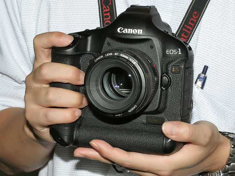 佳能 Canon EOS-1Ds Mark III